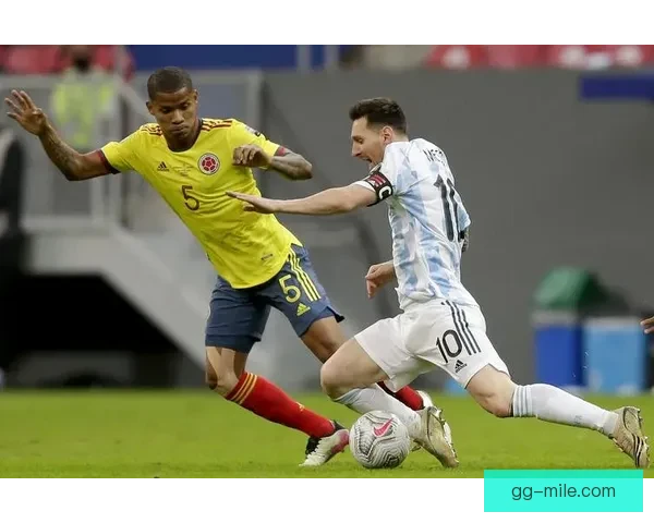 劳塔罗加时制胜球助阿根廷加冕美洲杯冠军辉煌瞬间 劳塔罗加时制胜球助阿根廷加冕美洲杯冠军辉煌瞬间